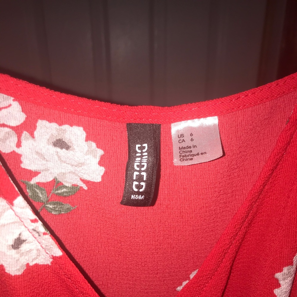 Red Floral Flowy High-low dress. Like New. - Picture 3 of 6